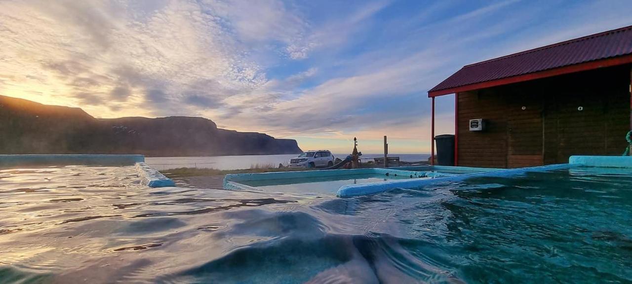 Dixon Cabin Nr. 4 / Dixon Sumarhus Nr. 4 Talknafirthi Villa Talknafjordur Екстериор снимка